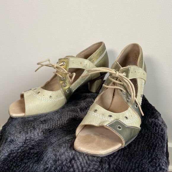 DKODE NWOT Lace Up Mary Jane Peep Toe Heels Two Toned Green Size 37 - Picture 4 of 7